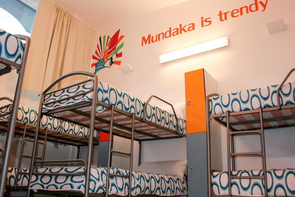 Mundaka Hostel & Sports Cafe Kamer foto