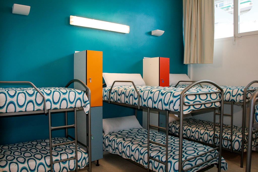 Mundaka Hostel & Sports Cafe Kamer foto